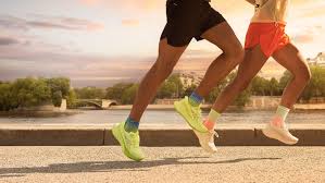 Image de 2 coureurs sur un pont